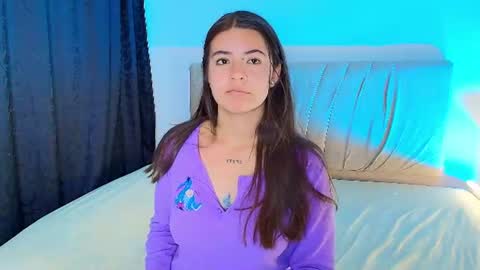 Emma online show from August 12, 10:06 am