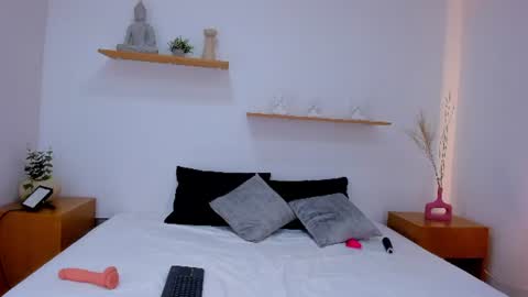 emma_paradaise online show from September 9, 2:36 pm