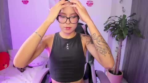 Emma online show from June 18, 3:23 pm