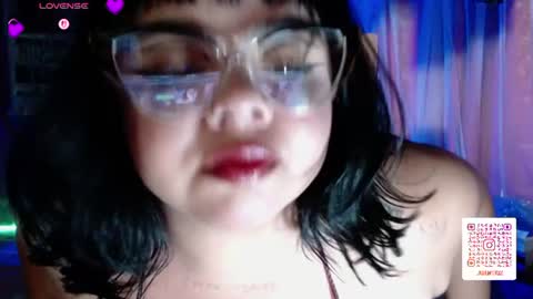 emma model independent online show from August 5, 4:10 am