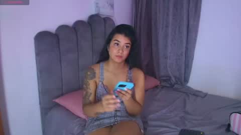 emma_saenz01 online show from July 28, 12:05 am