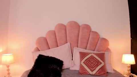 emma_slav3 online show from August 8, 10:10 pm