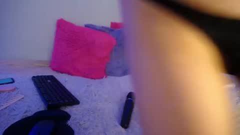 Emma Black online show from July 31, 10:15 pm