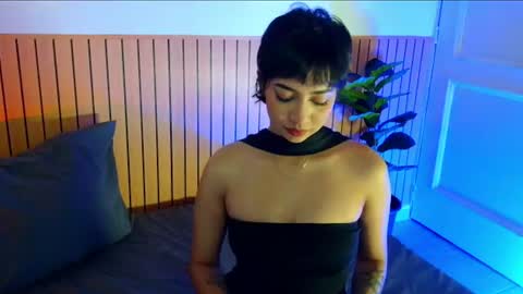 Emma web online show from August 16, 10:36 pm
