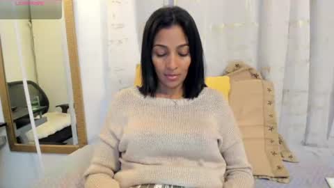  Emma online show from August 13, 7:50 pm