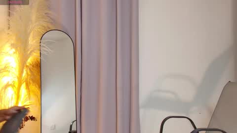 EmmaBeecker online show from March 26, 7:34 am