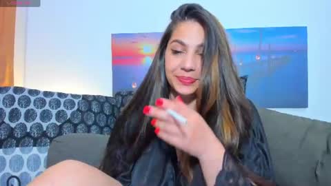 Emma online show from July 24, 11:19 pm