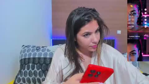 Emma online show from August 5, 7:06 am