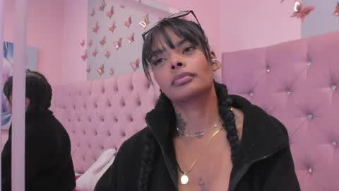 emmaebony_ online show from July 29, 4:36 pm