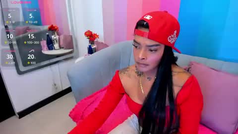 emmaebony_ online show from July 31, 11:16 am