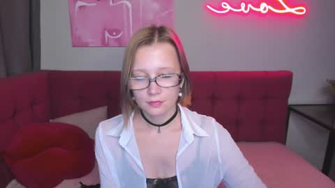 Emma 3 online show from August 13, 7:55 am