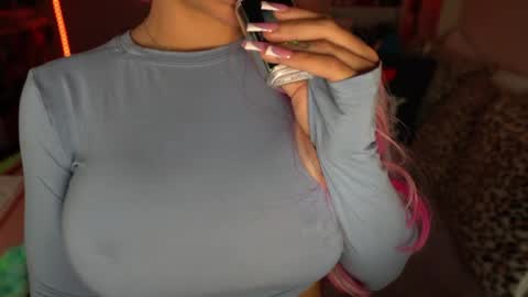 emmagray01 online show from August 15, 11:25 am
