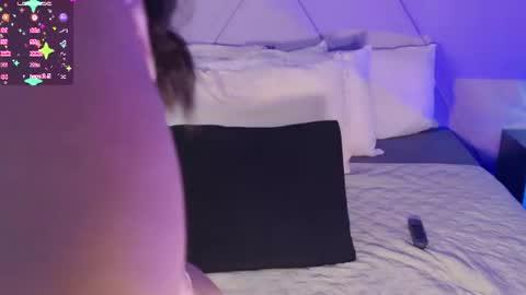  Emma  online show from August 13, 4:59 am