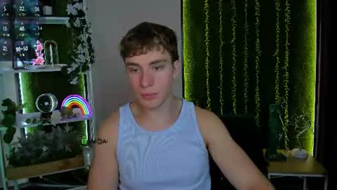 Emmi online show from August 14, 8:12 pm