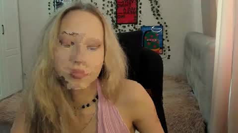 Emma online show from July 22, 11:12 am