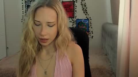 Emma online show from August 11, 12:18 pm