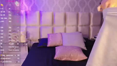 Emma Richards online show from August 4, 1:02 am