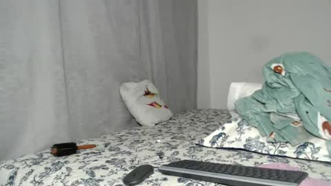 emmasweet95 online show from July 26, 4:28 am