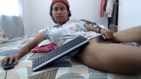 emmasweet95 online show from August 25, 3:19 pm