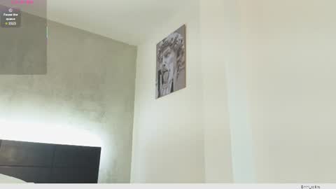 emmi_collins online show from August 13, 1:19 am