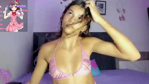 Emmie online show from August 10, 7:37 pm