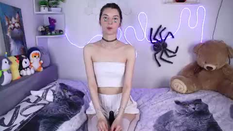 emmie_everly online show from July 25, 12:31 pm