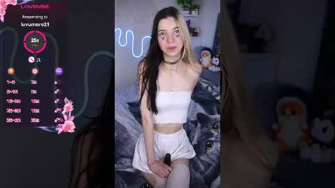 emmie_everly online show from July 27, 1:16 pm