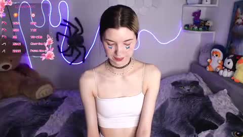emmie_everly online show from August 9, 6:36 am