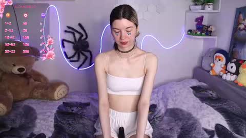 emmie_everly online show from August 10, 6:48 am
