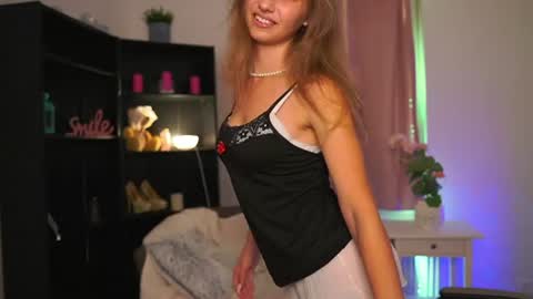 Emmie online show from August 1, 8:26 pm