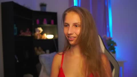 Emmie online show from August 2, 2:57 pm