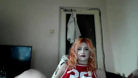 Emmily000 online show from August 13, 4:59 am