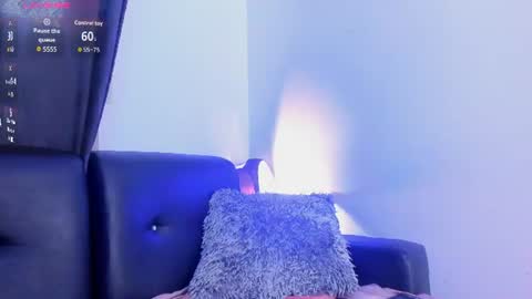 EmmilyRoose online show from August 5, 10:41 pm