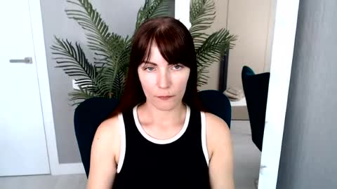emmmaluxe online show from September 8, 11:28 am