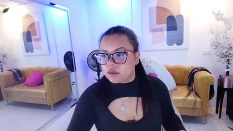 emmy__honey online show from August 8, 12:27 pm