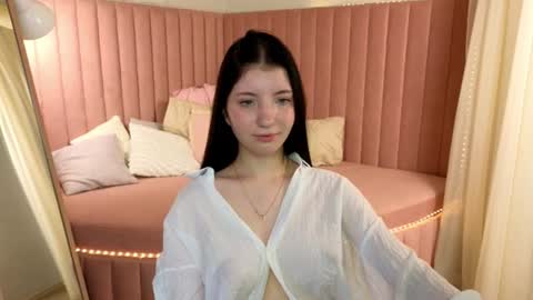 emmy_dreamy_ online show from August 2, 5:47 am