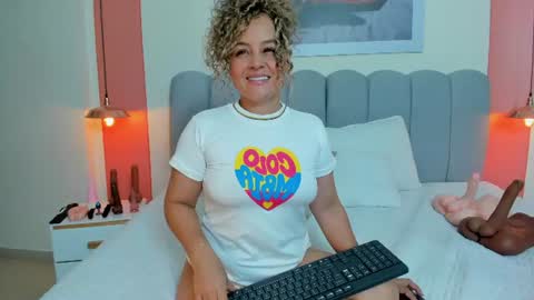 Emma online show from August 8, 11:32 am