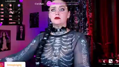 Emmy Bright online show from August 4, 2:30 am