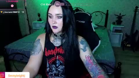 Emmy Bright online show from August 11, 2:35 am