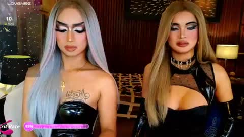 empress_diva online show from June 19, 1:38 am