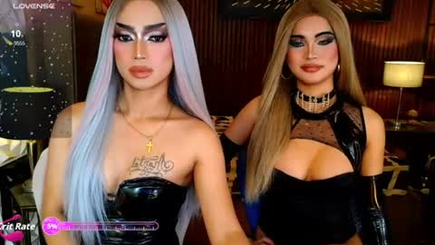 empress_diva online show from June 19, 4:12 am