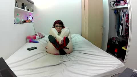 Empress Lillth online show from August 6, 6:40 pm