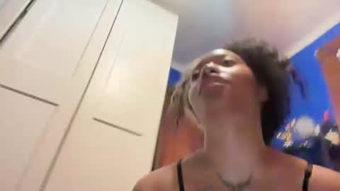 Alyx  online show from July 16, 12:33 am