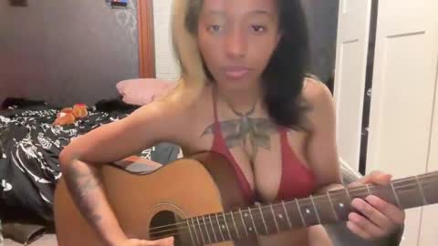 Alyx  online show from July 25, 3:43 am