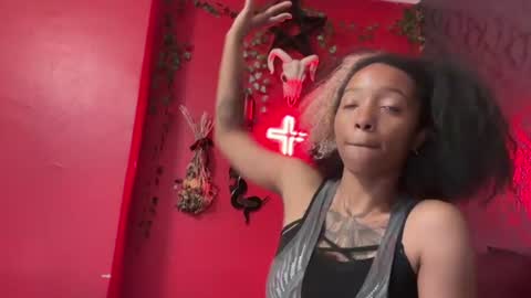 Alyx  online show from August 13, 12:46 am