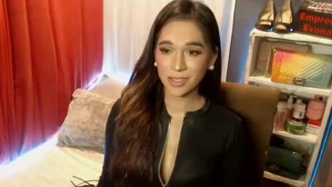 evana online show from August 15, 1:53 am