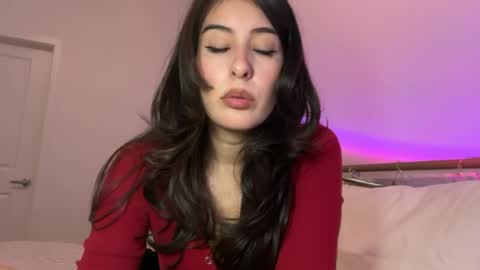 empressmonaa online show from August 6, 2:32 am