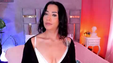 Emy   online show from August 13, 1:36 pm