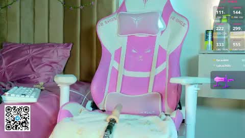 Emy kami online show from August 14, 4:21 pm