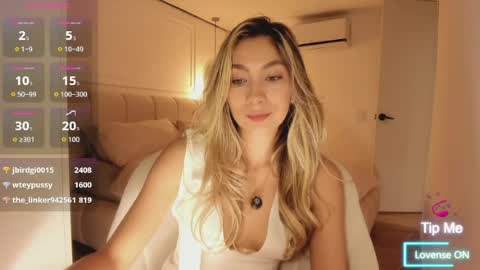 emyconneer online show from July 9, 12:15 am